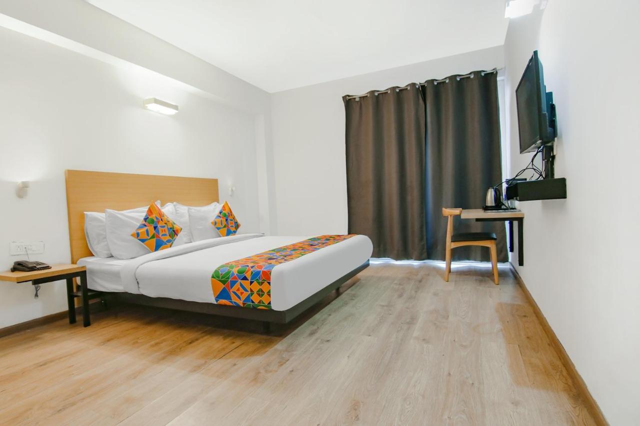 Fabhotel Infinity Stays Gurgaon Dış mekan fotoğraf