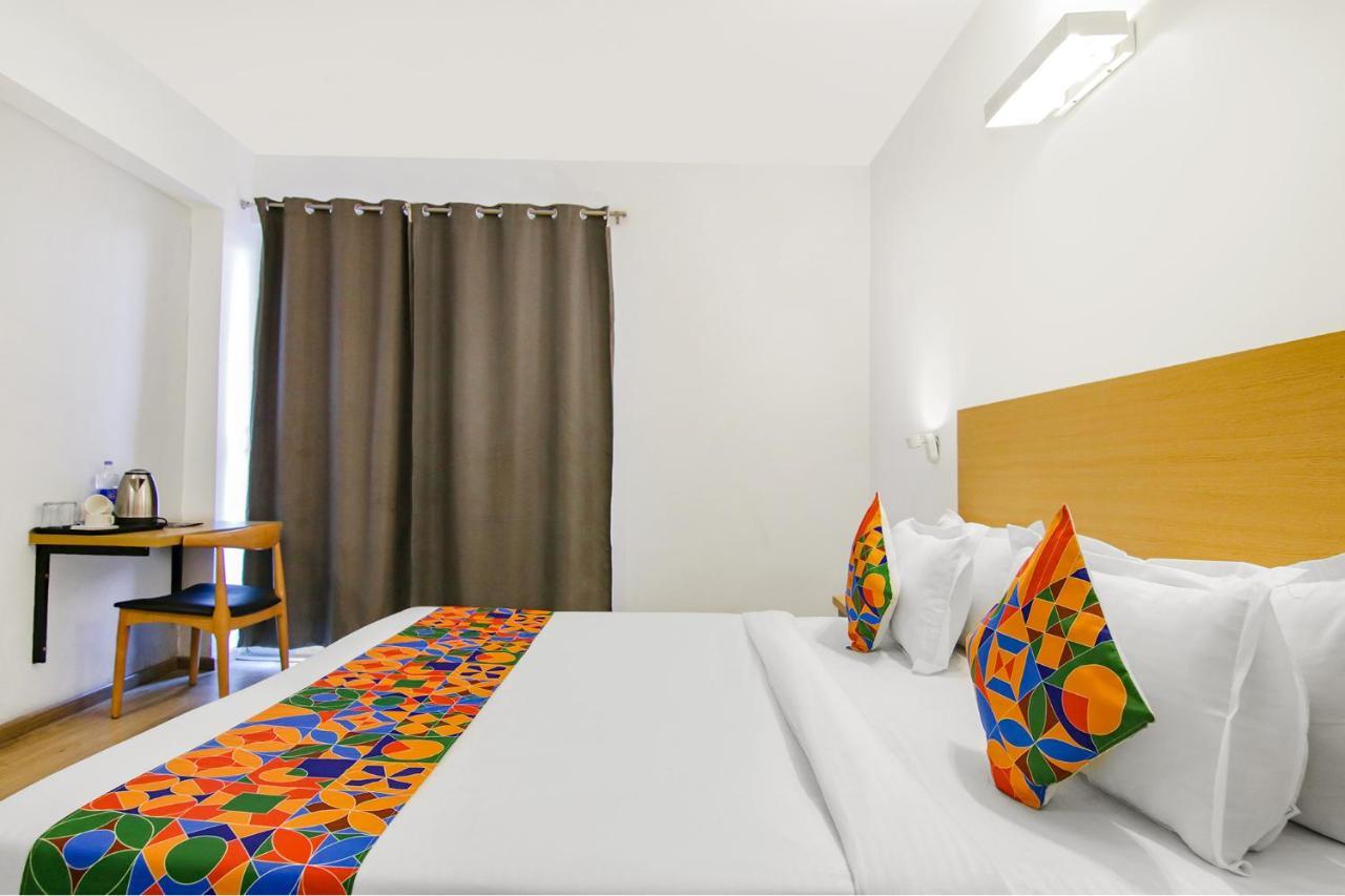 Fabhotel Infinity Stays Gurgaon Dış mekan fotoğraf